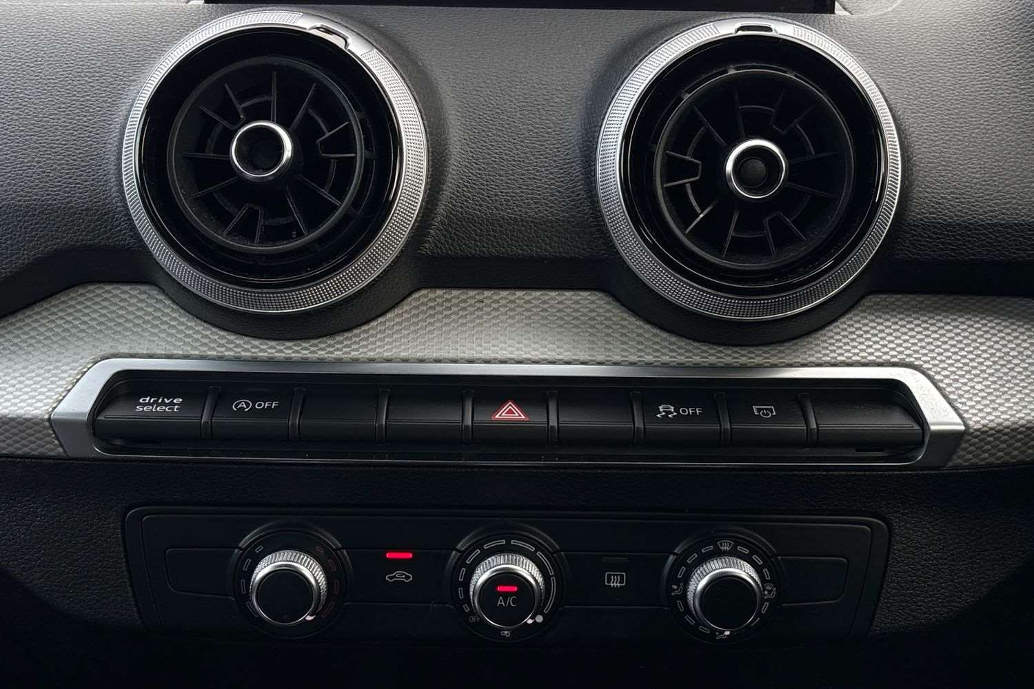 Used Audi Q2 2023 for sale - 77397857: Photo 24