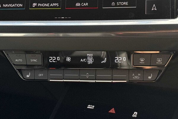 Used Audi Q4 e-tron 2025 for sale - 75710824: Photo 15