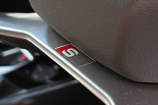 Used Audi Q4 e-tron 2025 for sale - 75710824: Photo 27