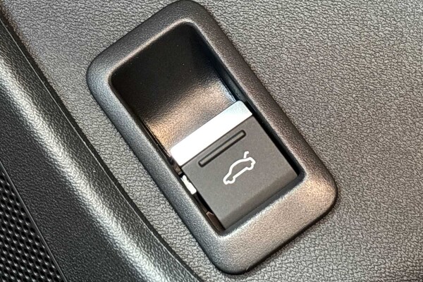 Used Audi Q4 e-tron 2025 for sale - 75710824: Photo 32