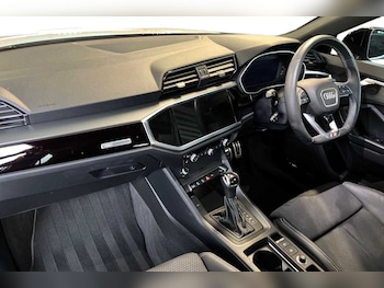 Used Audi Q3 2023 for sale - 75510812: Photo