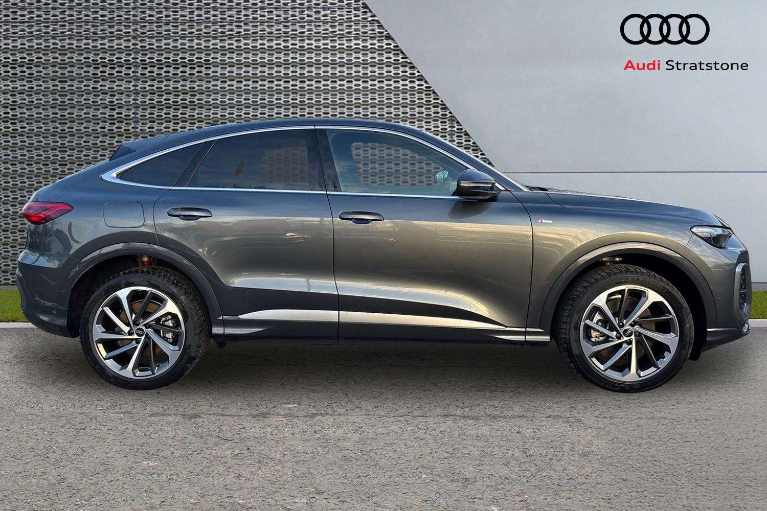 Used Audi Q5 2025 for sale - 78010155: Photo 4