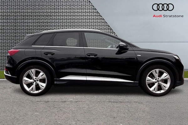 Used Audi Q4 e-tron 2022 for sale - 76298490: Photo 4