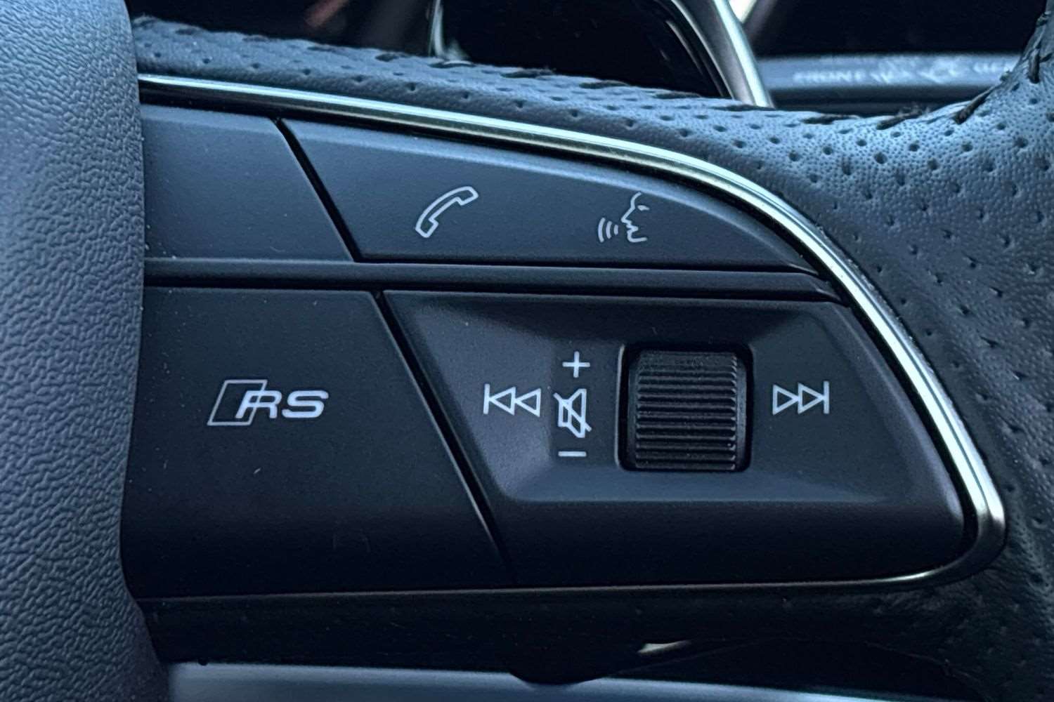 Used Audi RS Q3 2023 for sale - 77928409: Photo 17