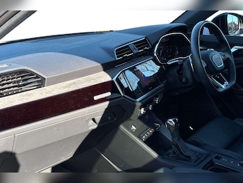 Used Audi RS Q3 2023 for sale - 77928409: Photo