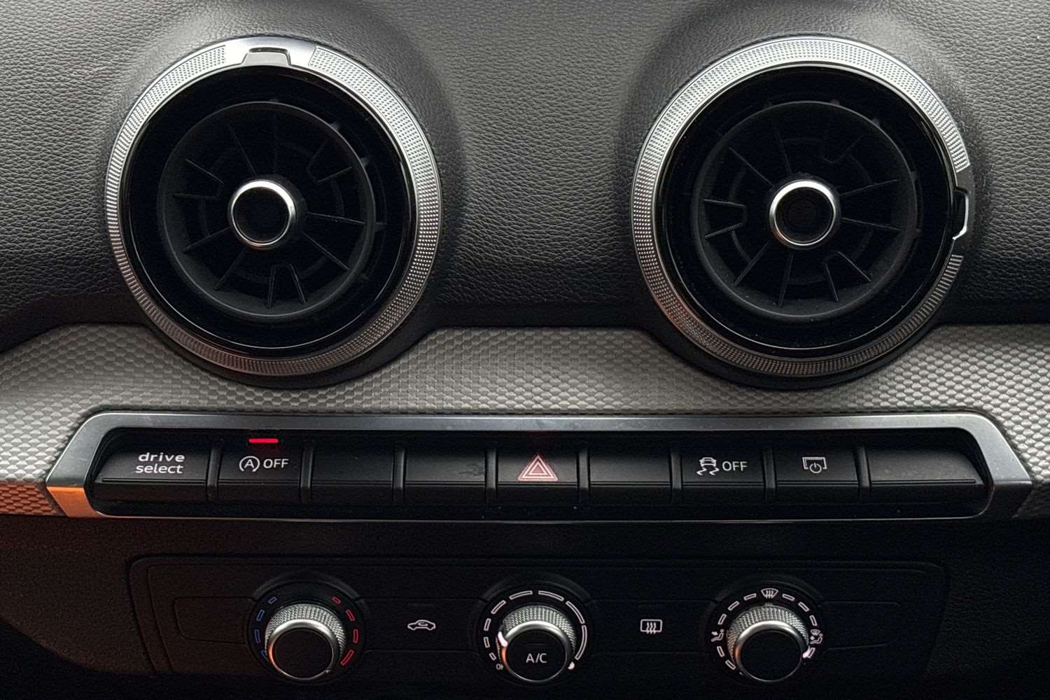 Used Audi Q2 2023 for sale - 77527000: Photo 33