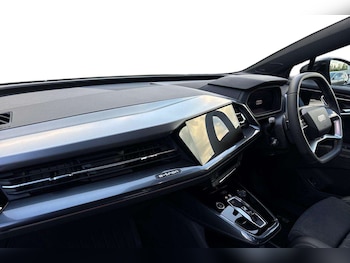 Used Audi Q4 e-tron 2026 for sale - 79364600: Photo
