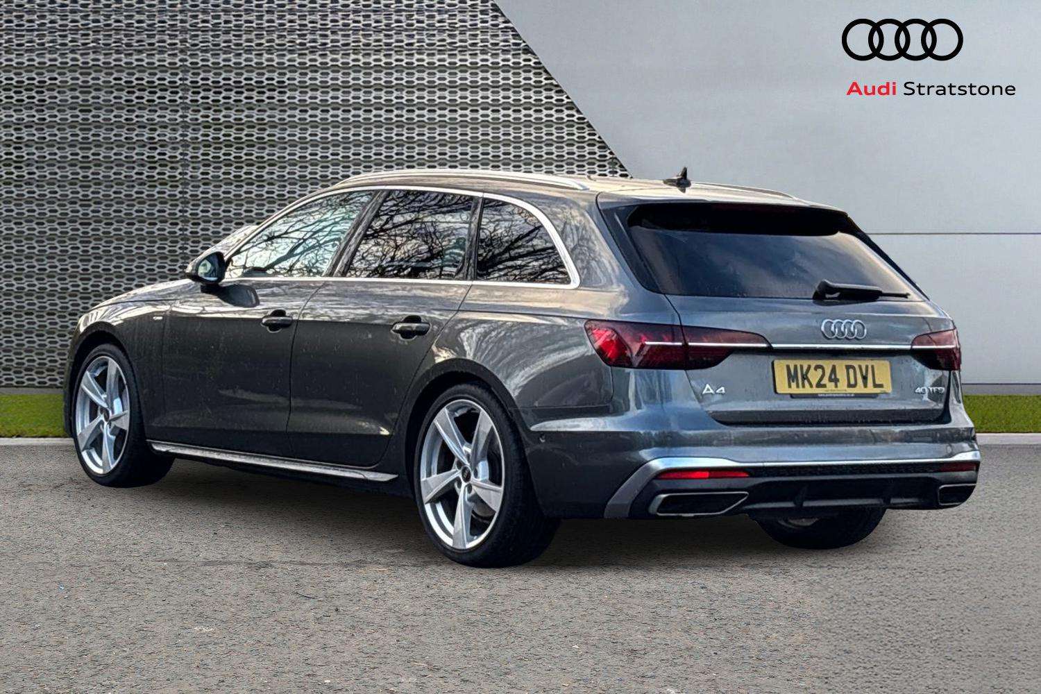 Used Audi A4 2024 for sale - 76804937: Photo 3