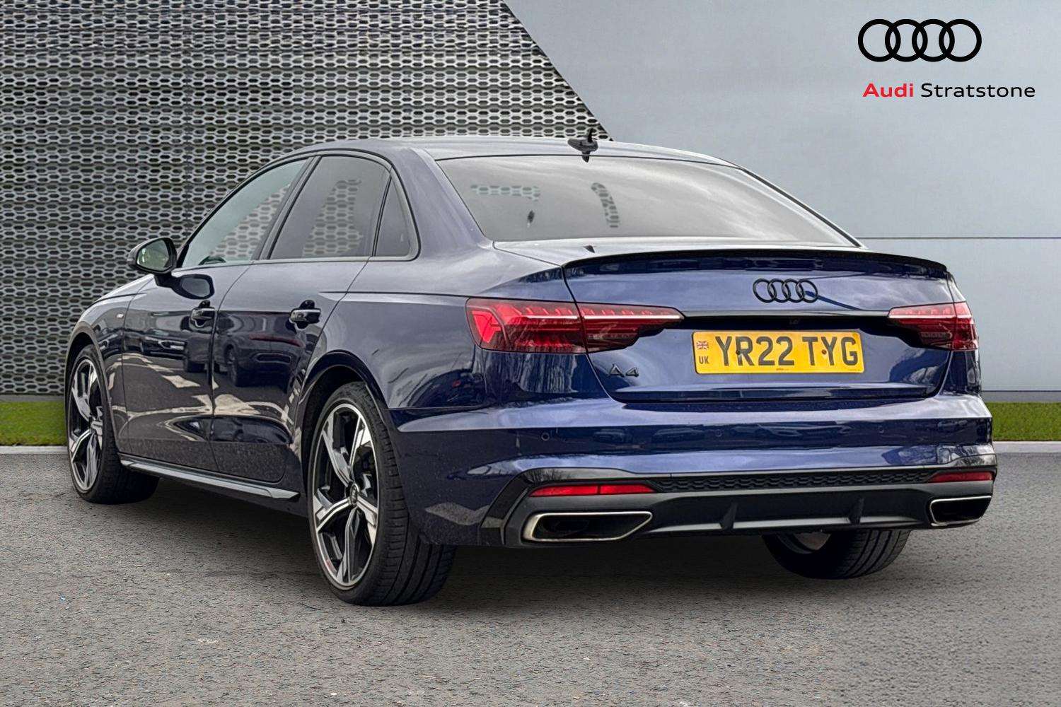 Used Audi A4 2022 for sale - 77726980: Photo 3