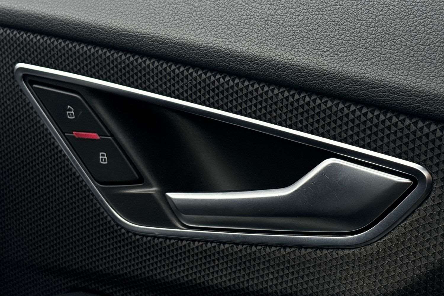 Used Audi Q2 for sale - 78060149: Photo 25