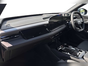 Used Audi Q6 e-tron 2025 for sale - 75733284: Photo