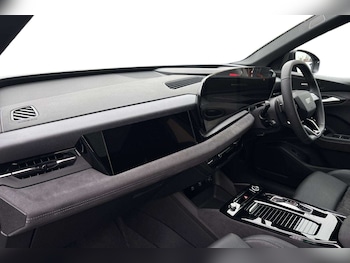 Used Audi Q6 e-tron 2025 for sale - 78187904: Photo