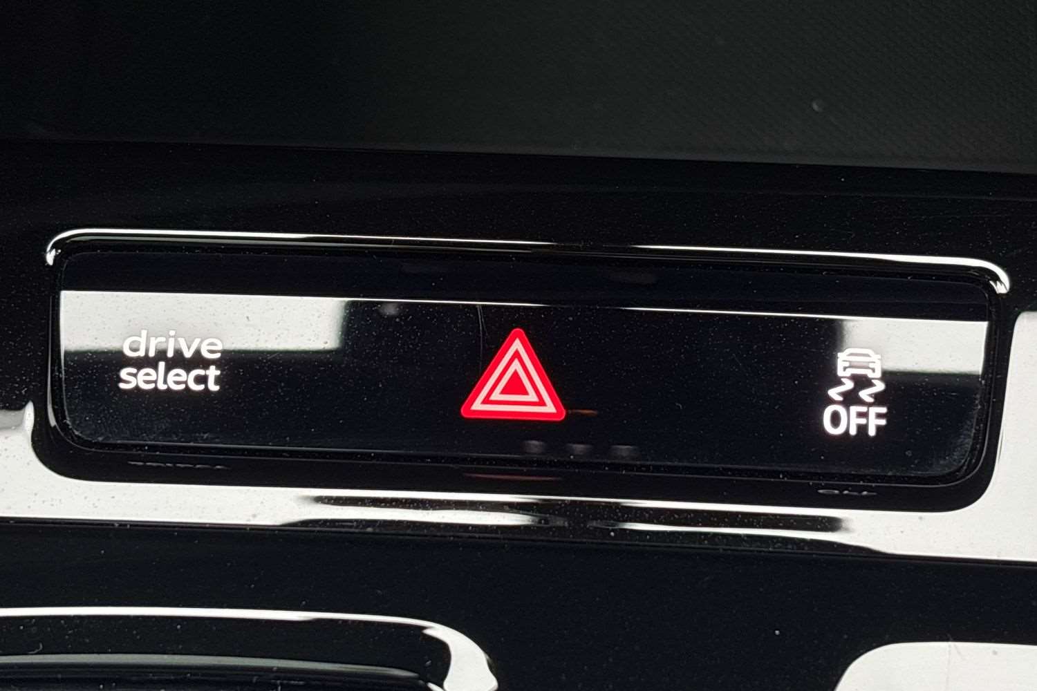 Used Audi Q6 e-tron 2025 for sale - 78187904: Photo 32