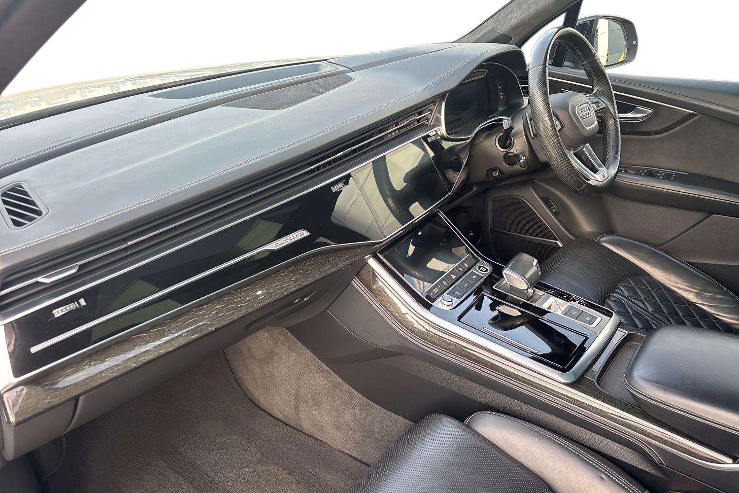 Used Audi Q7 2021 for sale - 78076703: Photo 2