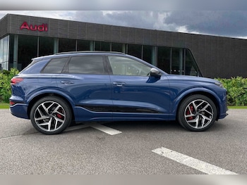 Used Audi Q6 e-tron 2024 for sale - 74716712: Photo