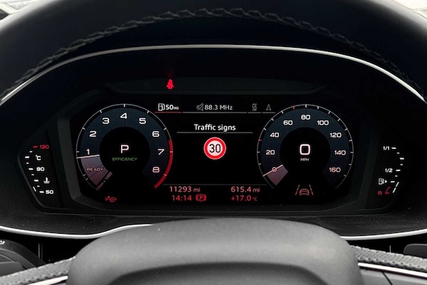 Used Audi Q3 2025 for sale - 75649401: Photo 17