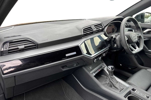 Used Audi Q3 2025 for sale - 75649401: Photo 2