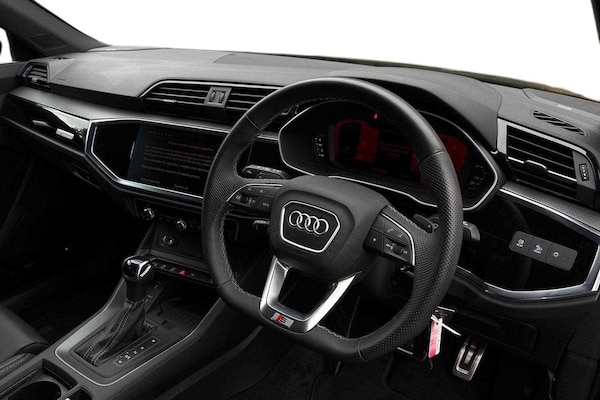 Used Audi Q3 2025 for sale - 75649401: Photo 6