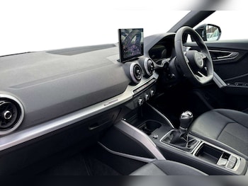 Used Audi Q2 2025 for sale - 77500264: Photo