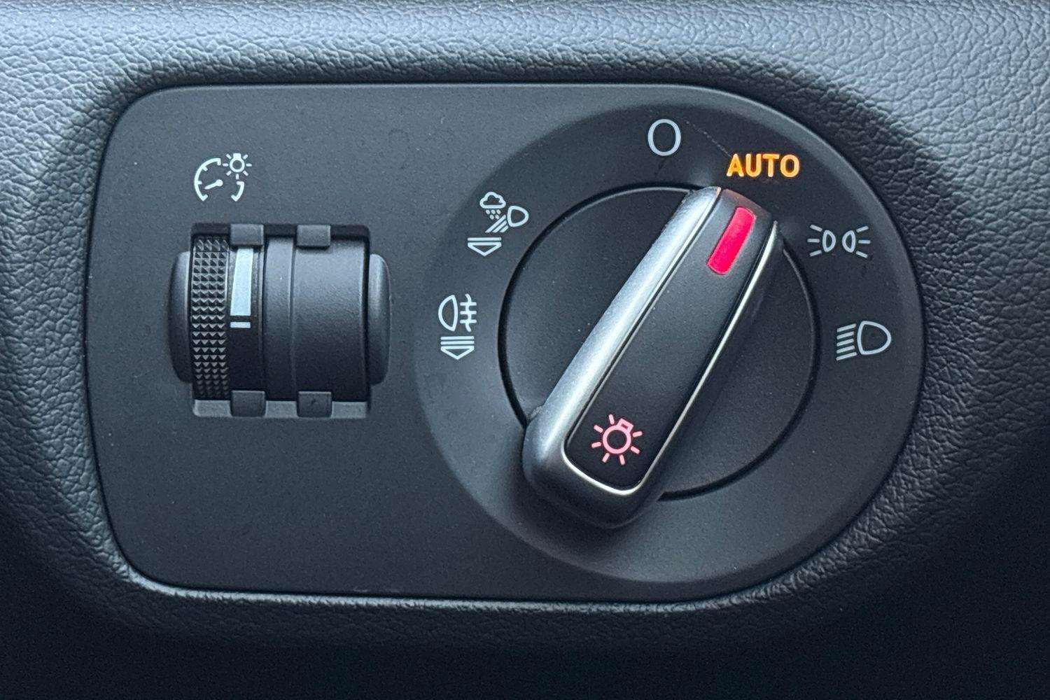 Used Audi Q3 2016 for sale - 76691987: Photo 22