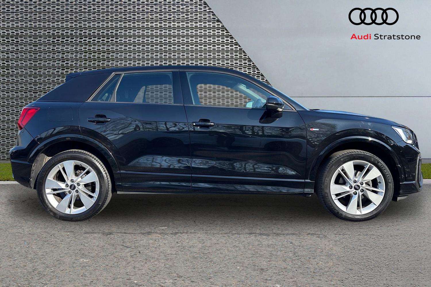 Used Audi Q2 2023 for sale - 77756460: Photo 4