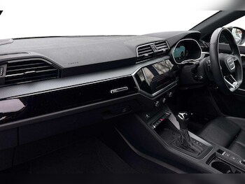 Used Audi Q3 2024 for sale - 78247792: Photo