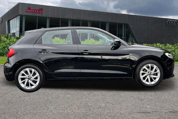 Used Audi A1 2023 for sale - 75452638: Photo 4