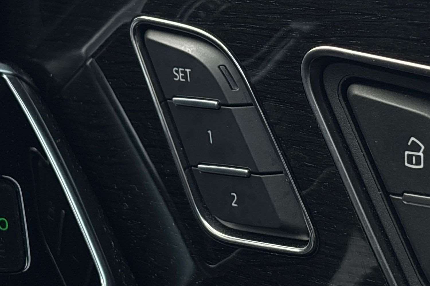 Used Audi RS Q8 2023 for sale - 77270099: Photo 24