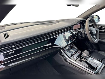 Used Audi RS Q8 2023 for sale - 77270099: Photo