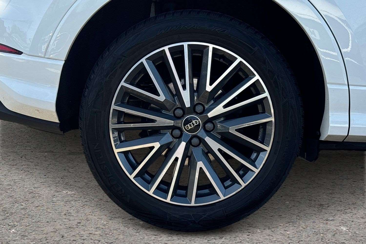 Used Audi Q3 2023 for sale - 77928728: Photo 10