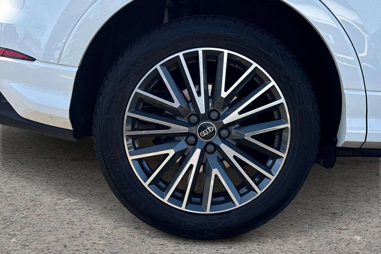 Used Audi Q3 2023 for sale - 77928728: Photo 11