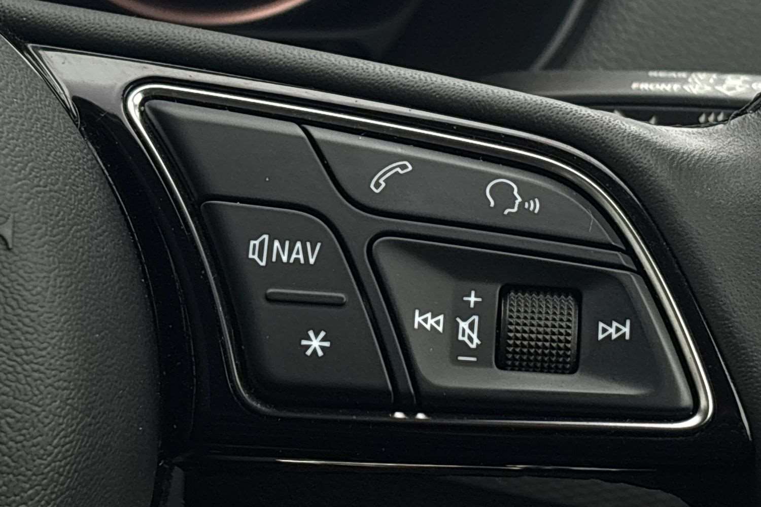 Used Audi Q2 2024 for sale - 77811045: Photo 17