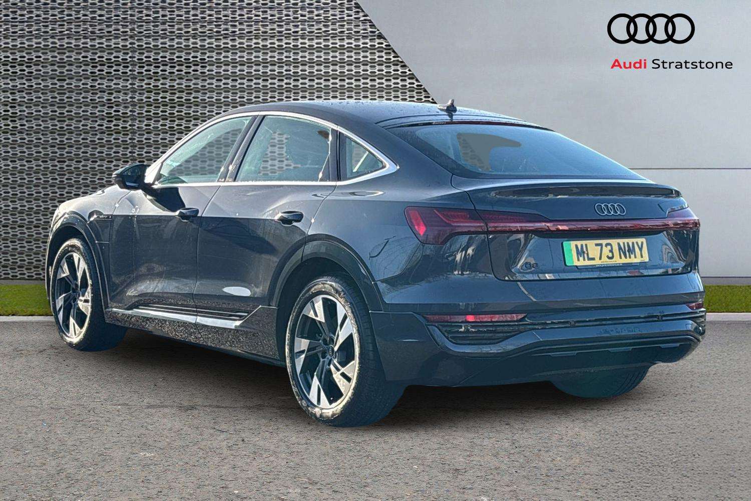 Used Audi Q8 2023 for sale - 77361292: Photo 3