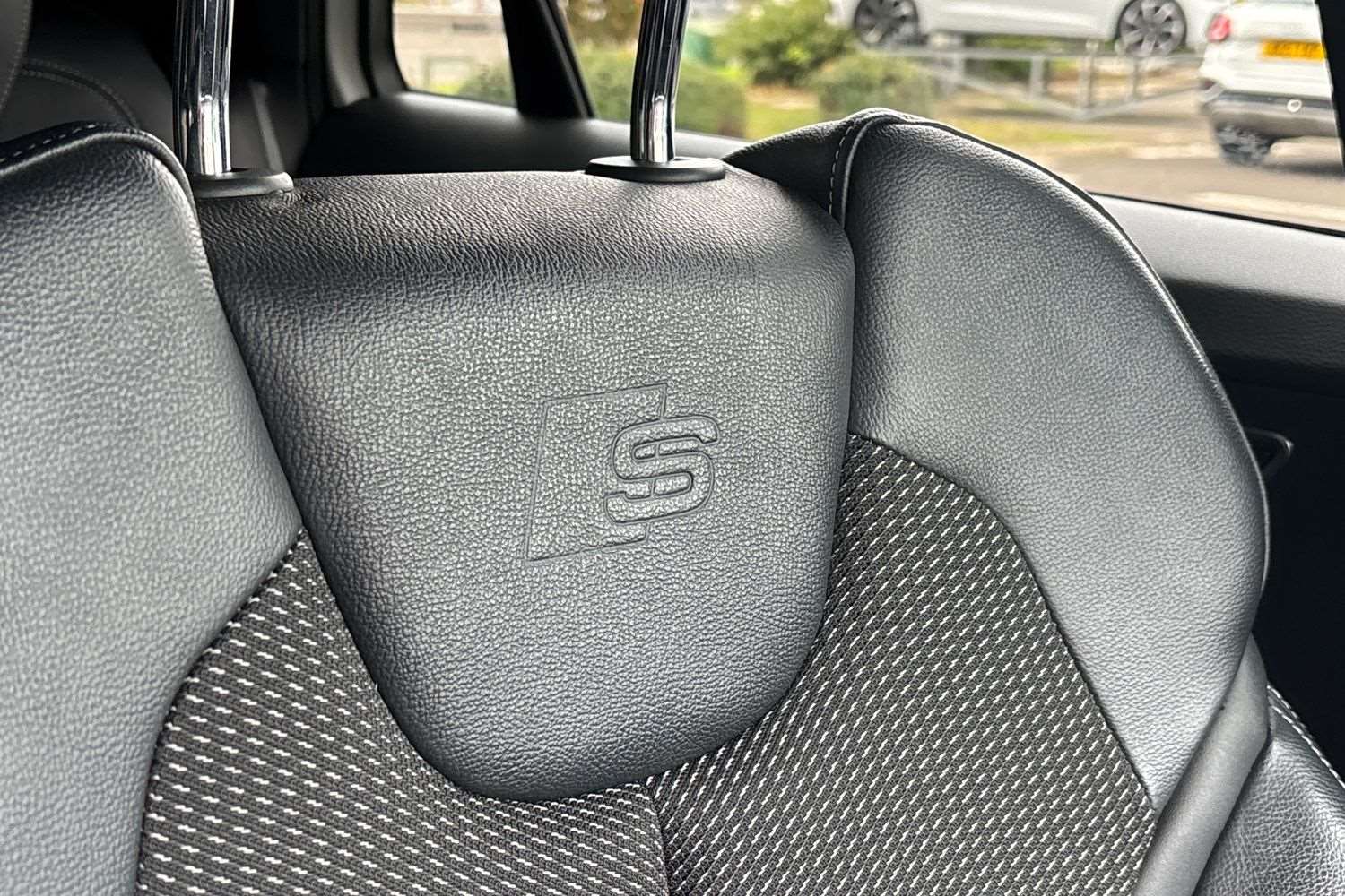 Used Audi Q2 2018 for sale - 76156336: Photo 32