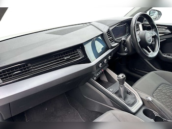 Used Audi A1 2019 for sale - 76156045: Photo 2