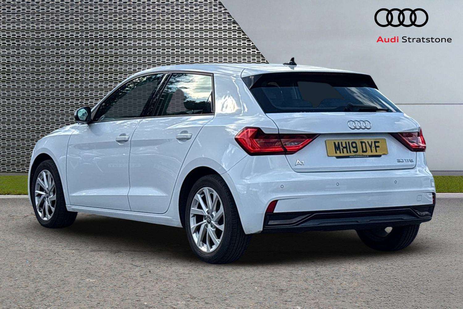 Used Audi A1 2019 for sale - 76156045: Photo 3