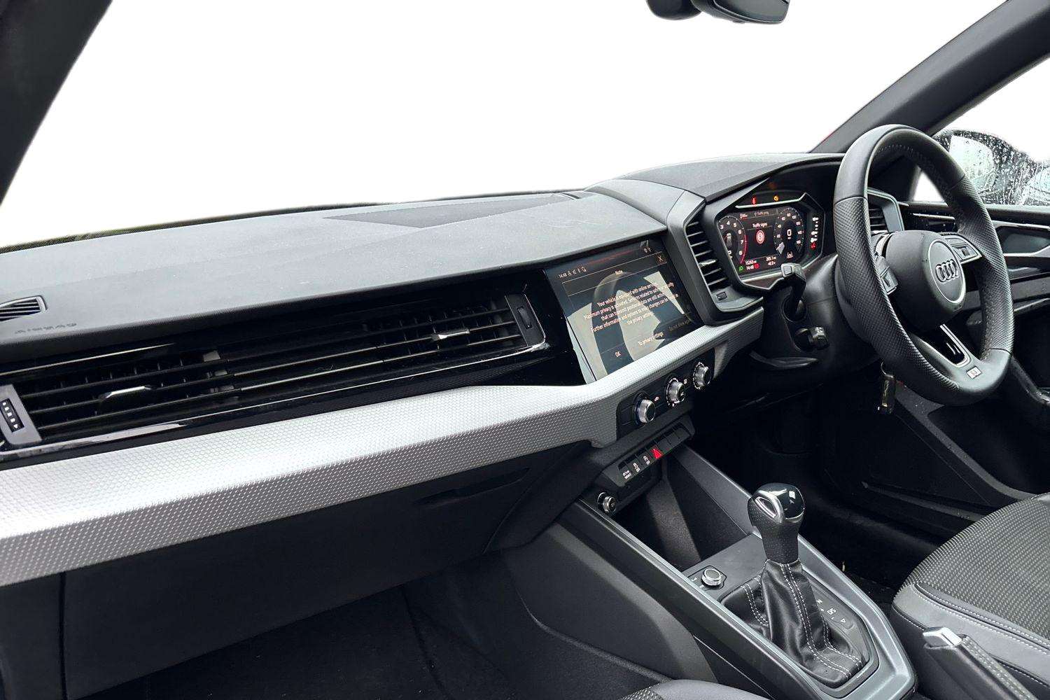 Used Audi A1 2024 for sale - 77000300: Photo 2