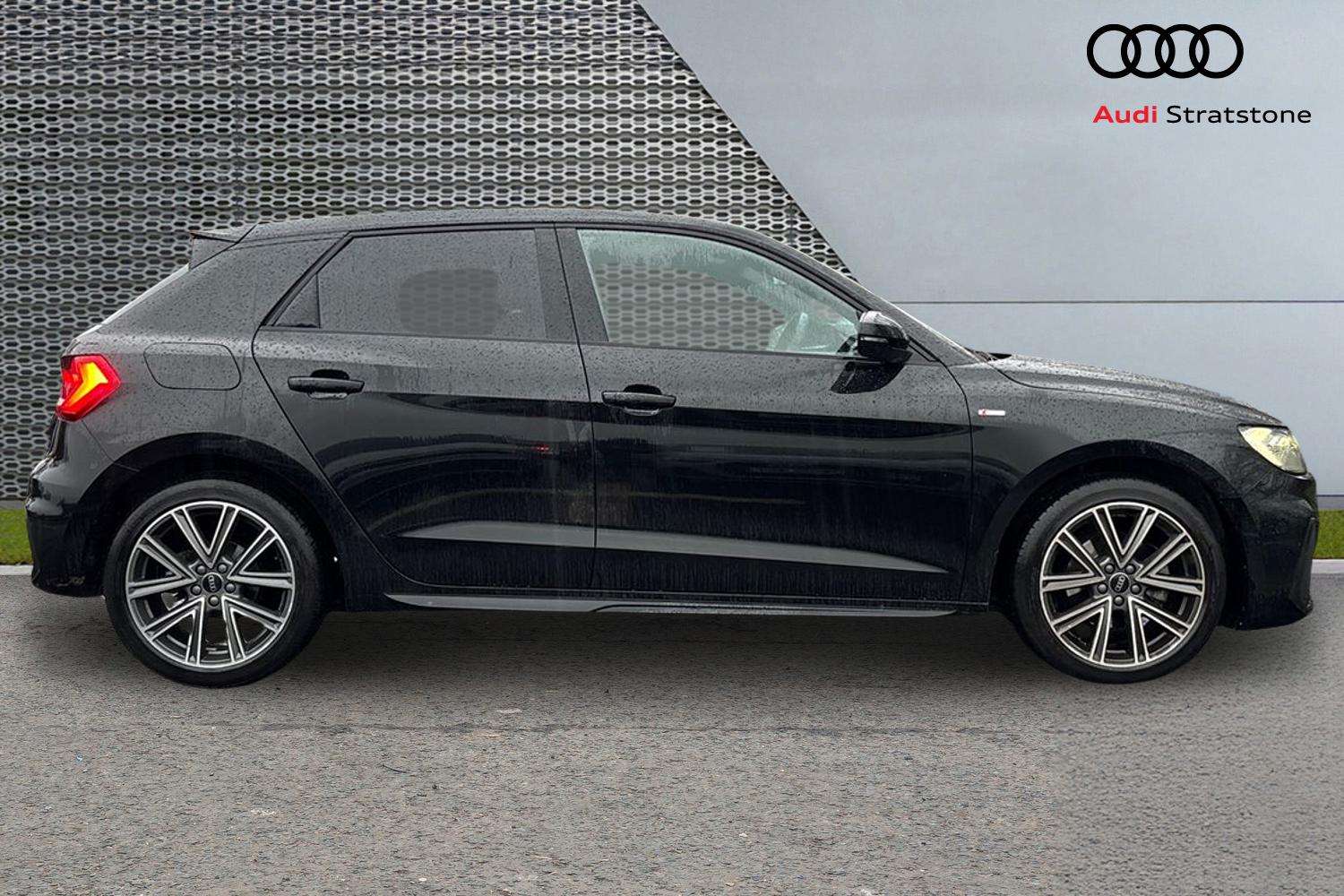 Used Audi A1 2024 for sale - 77000300: Photo 4
