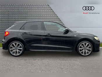 Used Audi A1 2024 for sale - 77000300: Photo