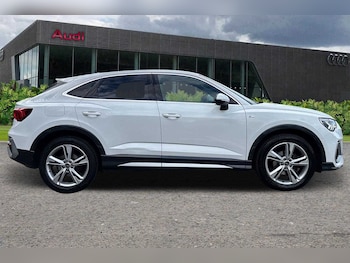 Used Audi Q3 2022 for sale - 75845572: Photo