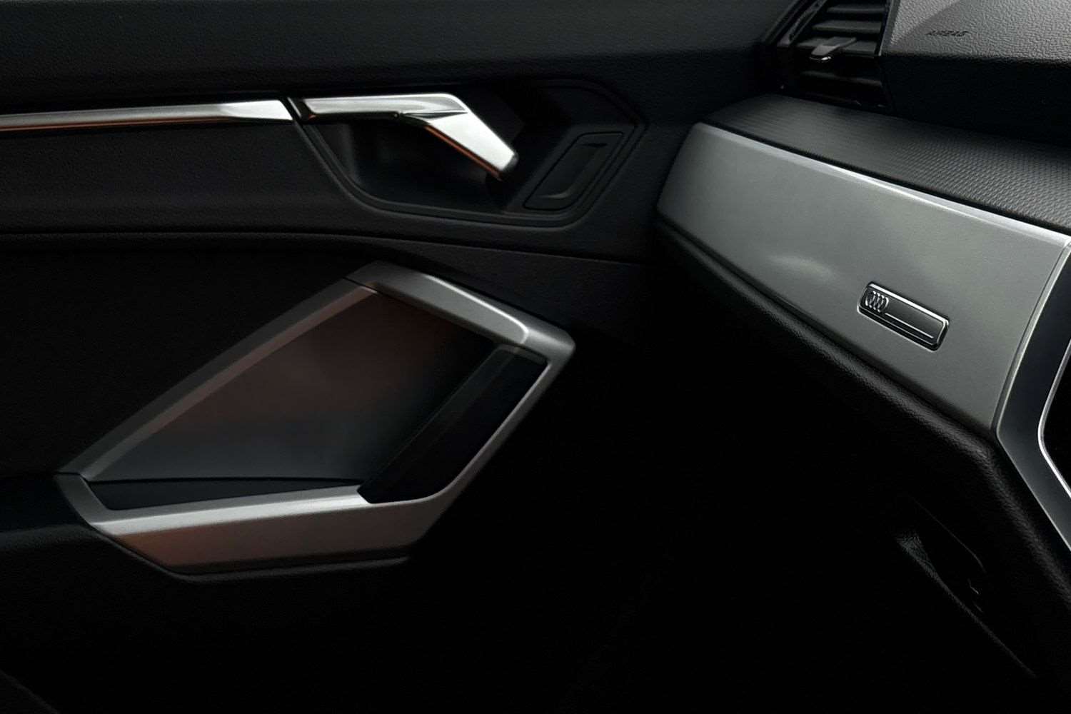 Used Audi Q3 2022 for sale - 77698877: Photo 33