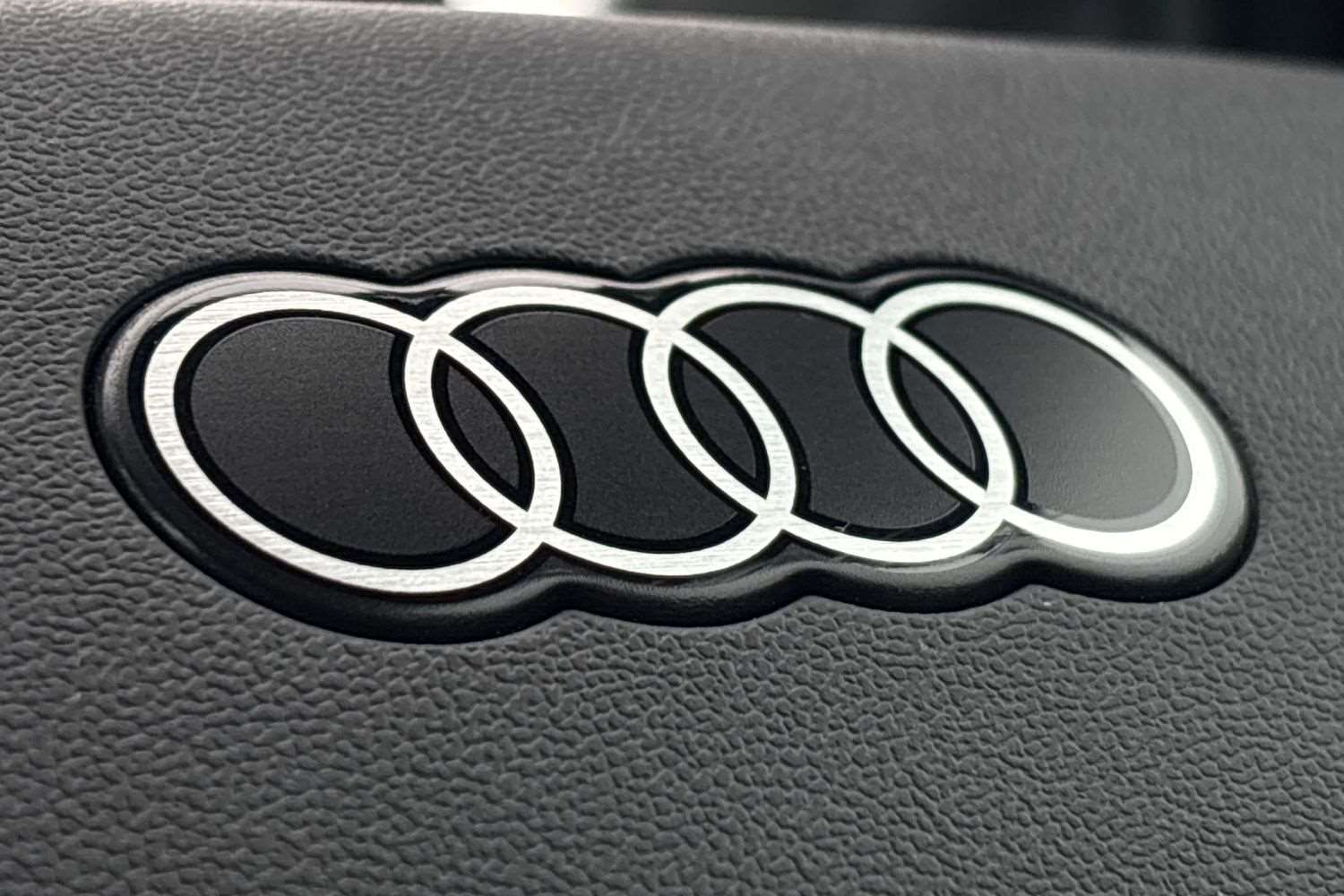 Used Audi Q4 e-tron 2025 for sale - 76298419: Photo 12