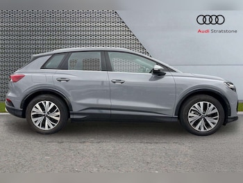 Used Audi Q4 e-tron 2025 for sale - 76298419: Photo 4