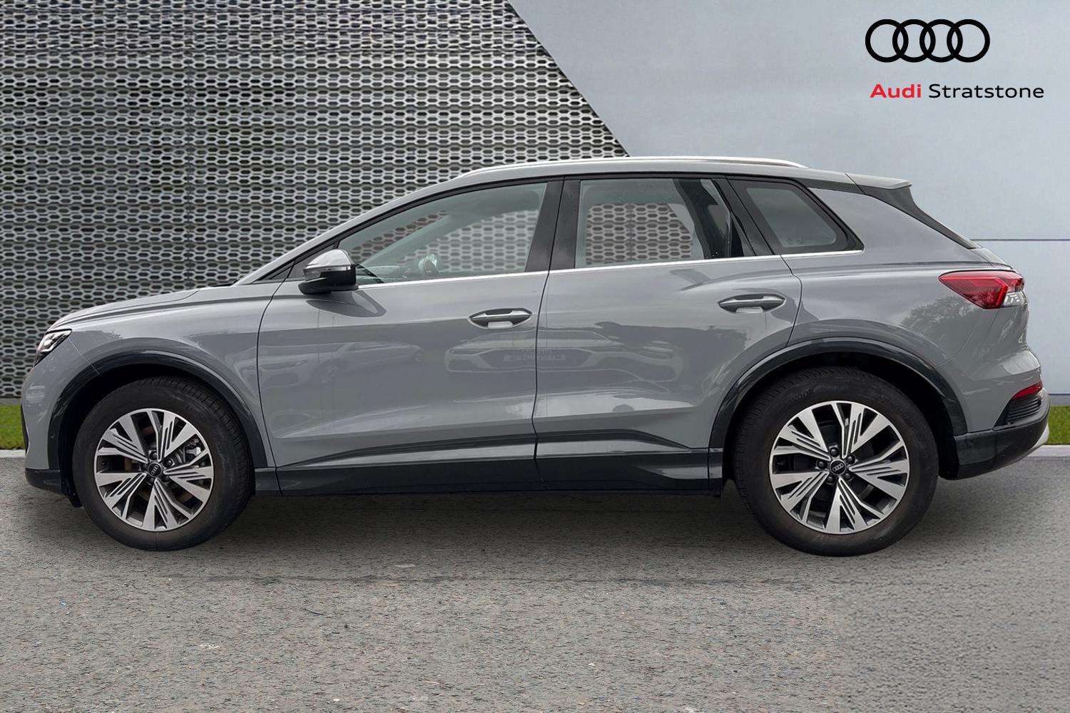 Used Audi Q4 e-tron 2025 for sale - 76298419: Photo 8