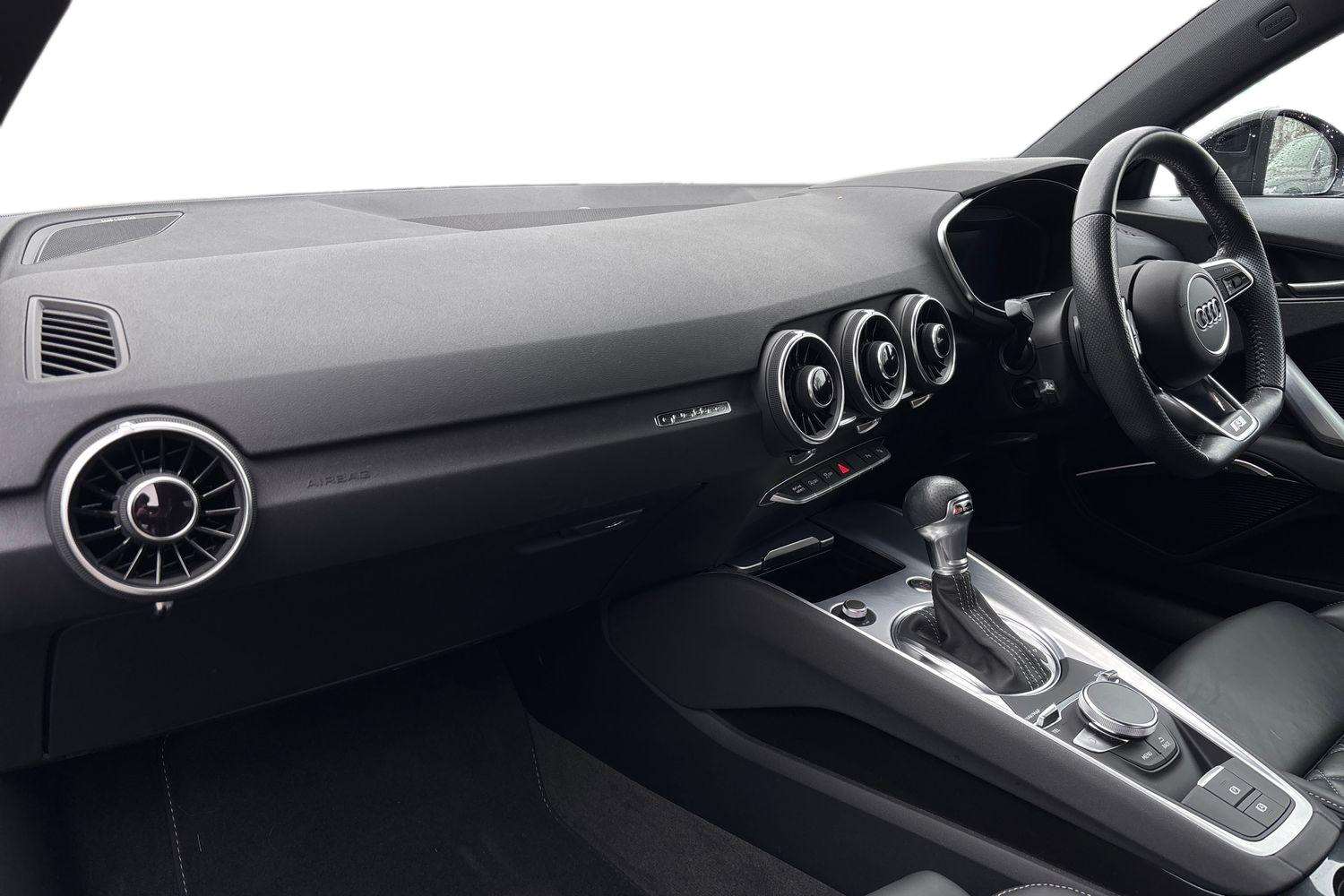 Used Audi TT 2023 for sale - 77810868: Photo 2