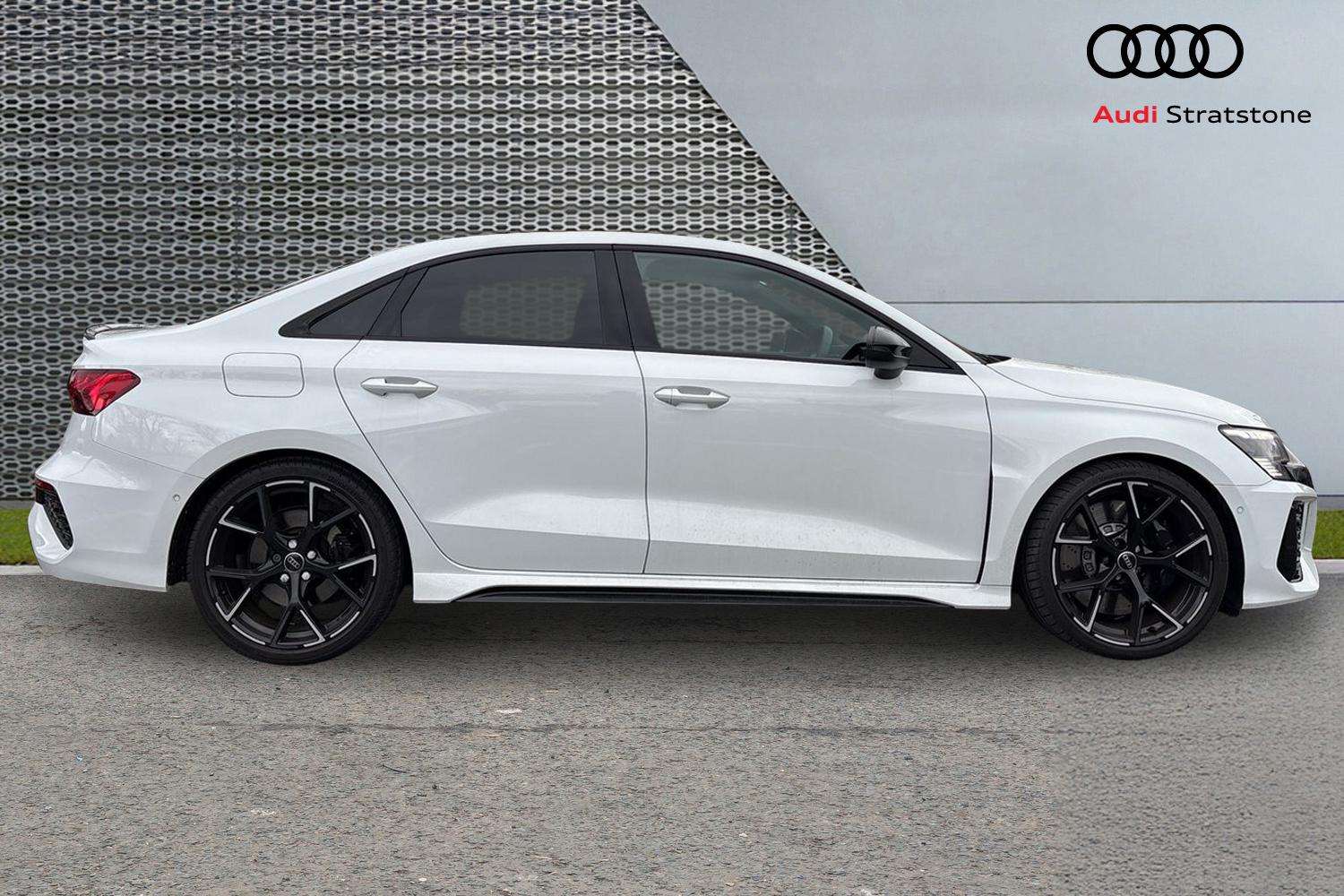 Used Audi RS3 2023 for sale - 77726703: Photo 4