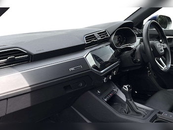 Used Audi Q3 2024 for sale - 78787106: Photo