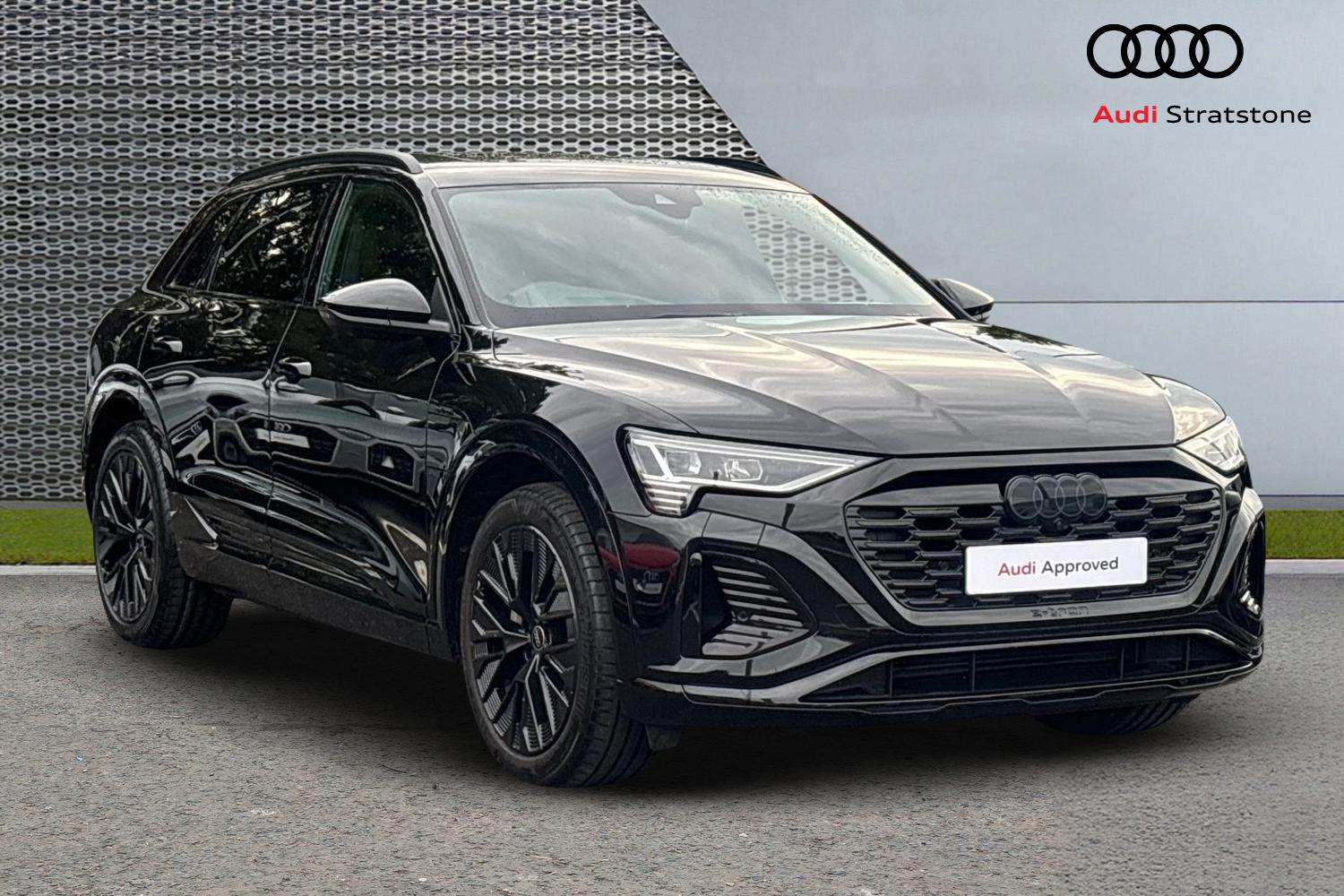 Used Audi Q8 2024 for sale - 76156351: Photo 1