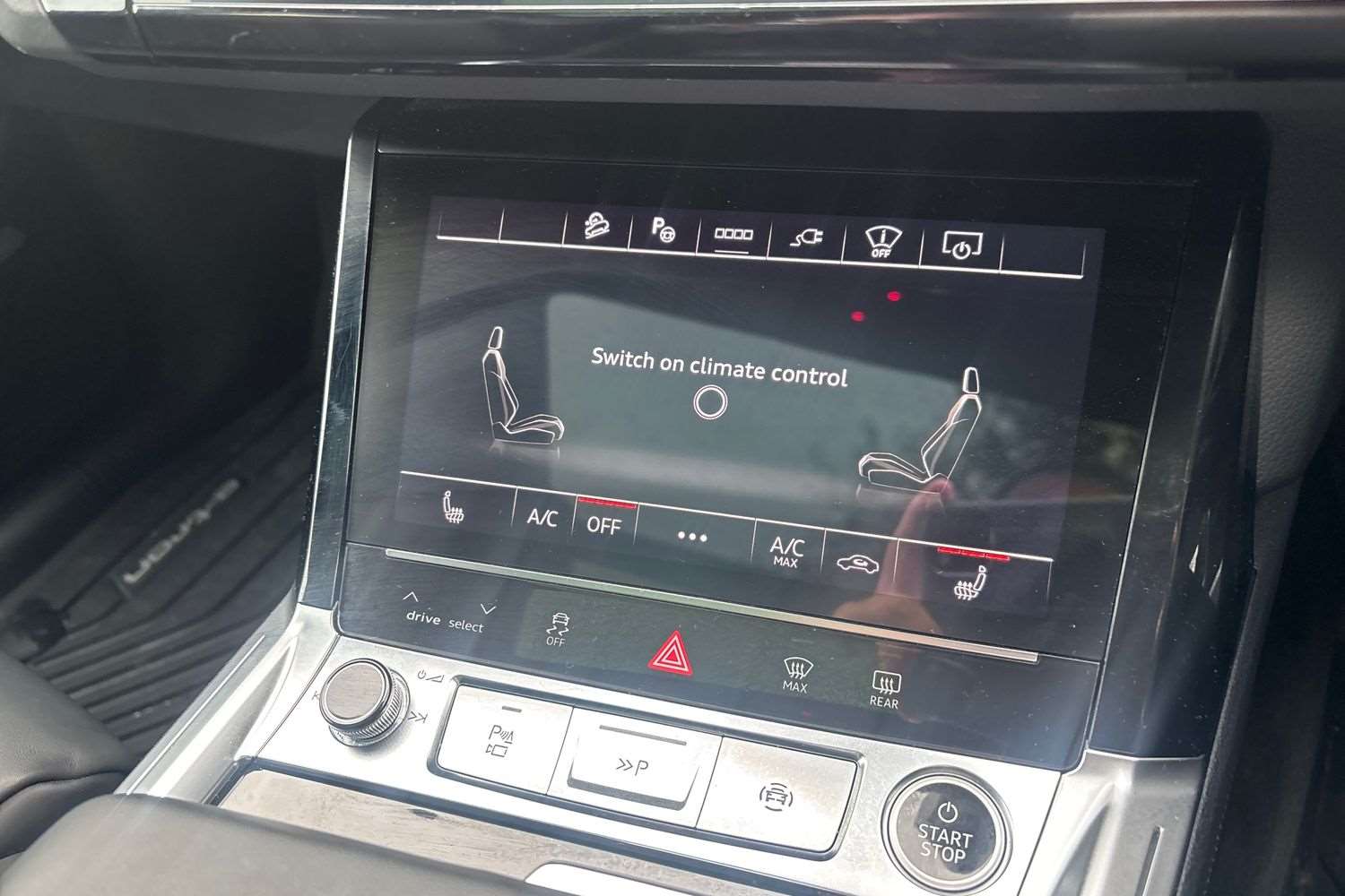Used Audi Q8 2024 for sale - 76156351: Photo 29