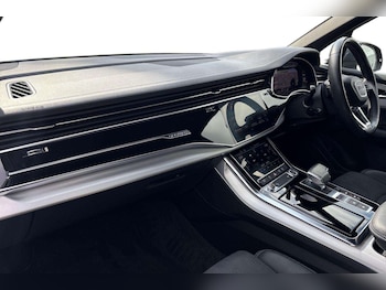 Used Audi Q7 2023 for sale - 79319704: Photo